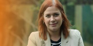 Elisabeth Benavent durante la presentación de su nuevo libro / EFE