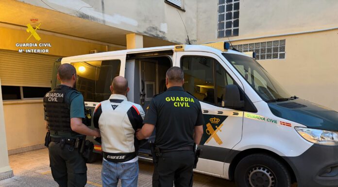 Detenido tras robar una cadena de oro con violencia en Oliva