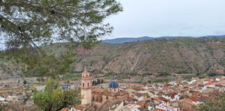 Gestalgar, la escapada perfecta entre montañas y aguas cristalinas