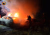 Arden 8 coches en un incendio en Bétera