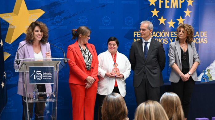La alcaldesa, Cristina Mora, durante su intervención en la X Edición del concurso de Buenas Prácticas Locales de la FEMP
