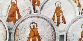 Les Geperudetes, dulce valenciano de calabaza y almendra por la Virgen de los Desamparados