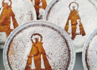 Les Geperudetes, dulce valenciano de calabaza y almendra por la Virgen de los Desamparados