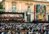 Hoy tiene lugar el último acto de la festividad de la Virgen de los Desamparados Ronda a la Mare de Déu en la plaza de la Virgen de València por la festividad de la Virgen de los Desamparados