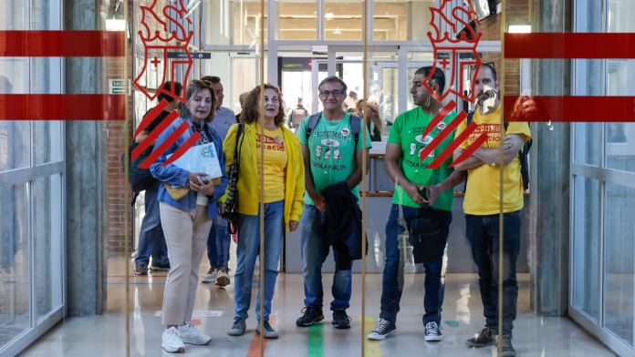 Sigue la huelga educativa: Generalitat y sindicatos acercan posturas tras una negociación maratoniana