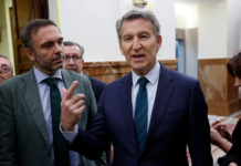 Feijóo a Pedro Sánchez: «Su lema de Gobierno es ‘el que pueda robar, que robe'» Feijóo a Pedro Sánchez: "Su lema de Gobierno es 'el que pueda robar, que robe'"