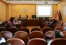 Catarroja impulsa un protocol pioner per a reforçar la coordinació contra les violències masclistes Taula d'administracions del protocol de violència masclista