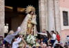 El manto de la Virgen es color «Terreta», un regalo de la Fallera Mayor