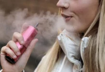 El auge de los vapers preocupa a los expertos ante el alto consumo de tabaco en España El auge de los vapers preocupa a los expertos ante el alto consumo de tabaco en España
