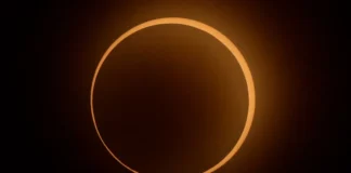 Quart de Poblet acull una xarrada per a divulgar dades i consells sobre l’eclipsi total de Sol del 12 d’agost Eclipse anular eclipsi