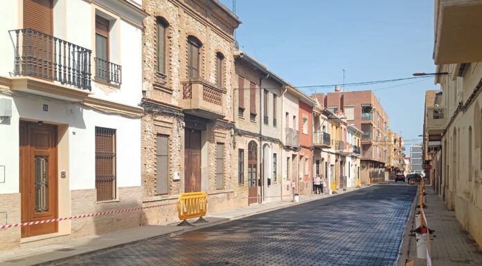 Veolia avança en la reposició de la xarxa de clavegueram i pluvials d’Alfafar afectats per la DANA amb una inversió total de més de 7 milions d’euros Carrer Colón d'Alfafar