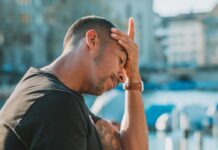 El calor puede agravar las migrañas: experto de Vithas alerta del impacto de las altas temperaturas en los pacientes Dolor de cabeza por calor
