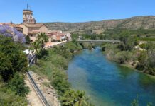 Hallan el cadáver de un joven desaparecido mientras se bañaba en el río Júcar El río Júcar a su paso por Sumacàrcer