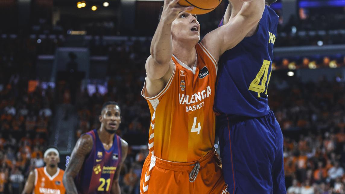 Un partido serio del Valencia Basket, siendo muy superior al Barça