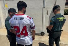 Detienen a un hombre que circulaba en patinete con más de 100 gramos de marihuana