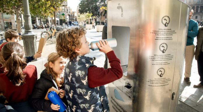 Las fuentes PUSDAR dispensarán más de 136.000 litros de agua fría durante el verano
