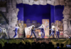 Una zarzuela de Les Arts sale a la calle con 25 funciones gratuitas: fechas, lugares y horarios ‘Les Arts Volant’ inicia su décima gira con 25 funciones de su primera zarzuela