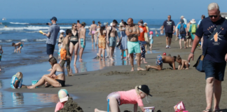 ¿Qué es la regla 50-30-2? La clave para evitar quemaduras en los niños este verano