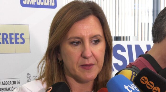 María José Catalá responde a la acampada de educación: «La programación del Corpus debería desarrollarse con normalidad»