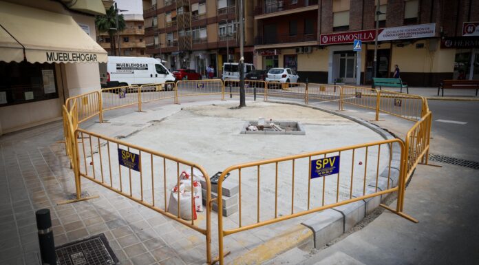 Torrent transforma antics espais barrats amb grava en noves zones per als vianants i de convivència als carrers Sant Valerià i Germanies
