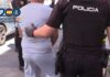 Una macrooperación contra el tráfico de drogas termina con 20 detenidos en las Casitas Rosas del Cabanyal Una macrooperación contra el tráfico de drogas termina con 20 detenidos en las Casitas Rosas del Cabanyal