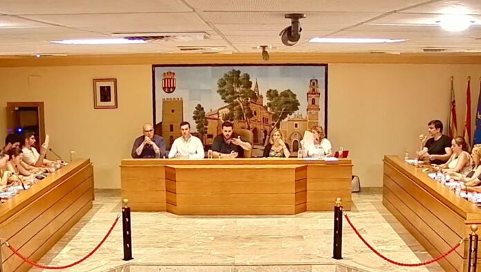 7televalencia 30.06.2026 Pleno aprobación presupuestos Plenari d'aprovació de pressupost a Albal