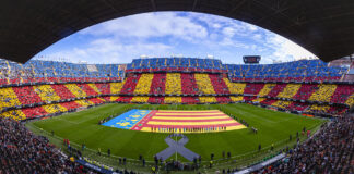 Camp de Mestalla en el homenaje a los fallecidos por la DANA. Valencia CF