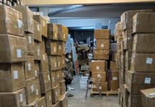 La Policia Local de Paterna desmantella un magatzem amb milers de productes presumptament falsificats Almacén ilegal en Paterna