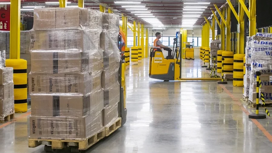 Almacen de empresas de paquetería