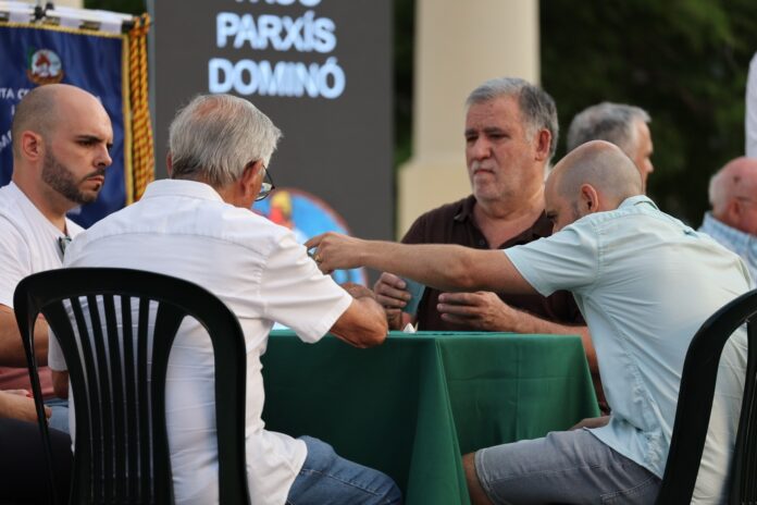 7televalencia-truc-parchis-fallas Ediciones anteriores del Campeonato de Truc, Parchís y Dominó