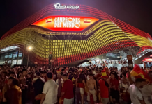 Valencia se vuelca con la Roja y celebra en la calle el segundo Mundial de España Valencia se vuelca con la Roja y celebra en la calle el segundo Mundial de España