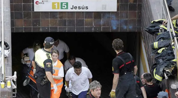 20 años del accidente de Metrovalencia: el día en que Valencia pasó de esperar al Papa a vivir la mayor tragedia del metro en España 20 años del accidente de metro de Valencia