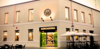 Los tres supermercados Mercadona más bonitos de España que merece la pena visitar este verano Los tres Mercadona más bonitos de España que merece la pena visitar este verano