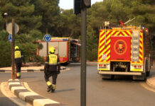 Los vecinos desalojados de El Saler ya pueden regresar a sus casas tras dar por estabilizado el incendio