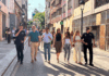 La calle Mayor de Paterna incorpora cerramientos estandarizados para agilizar el montaje de seguridad