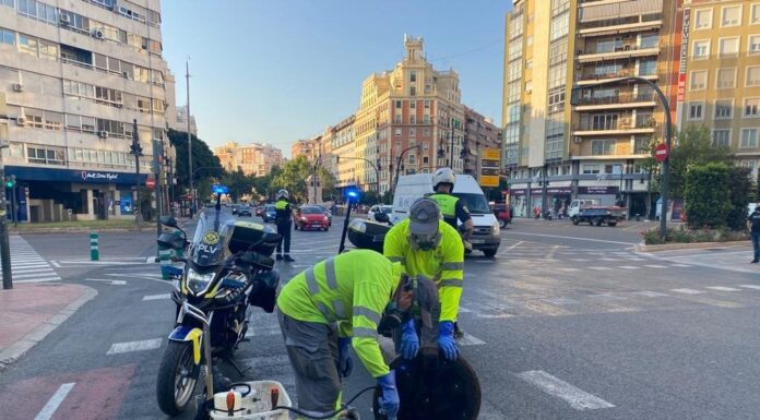 Aparece una bolsa con huesos humanos en la red de alcantarillado de Valencia
