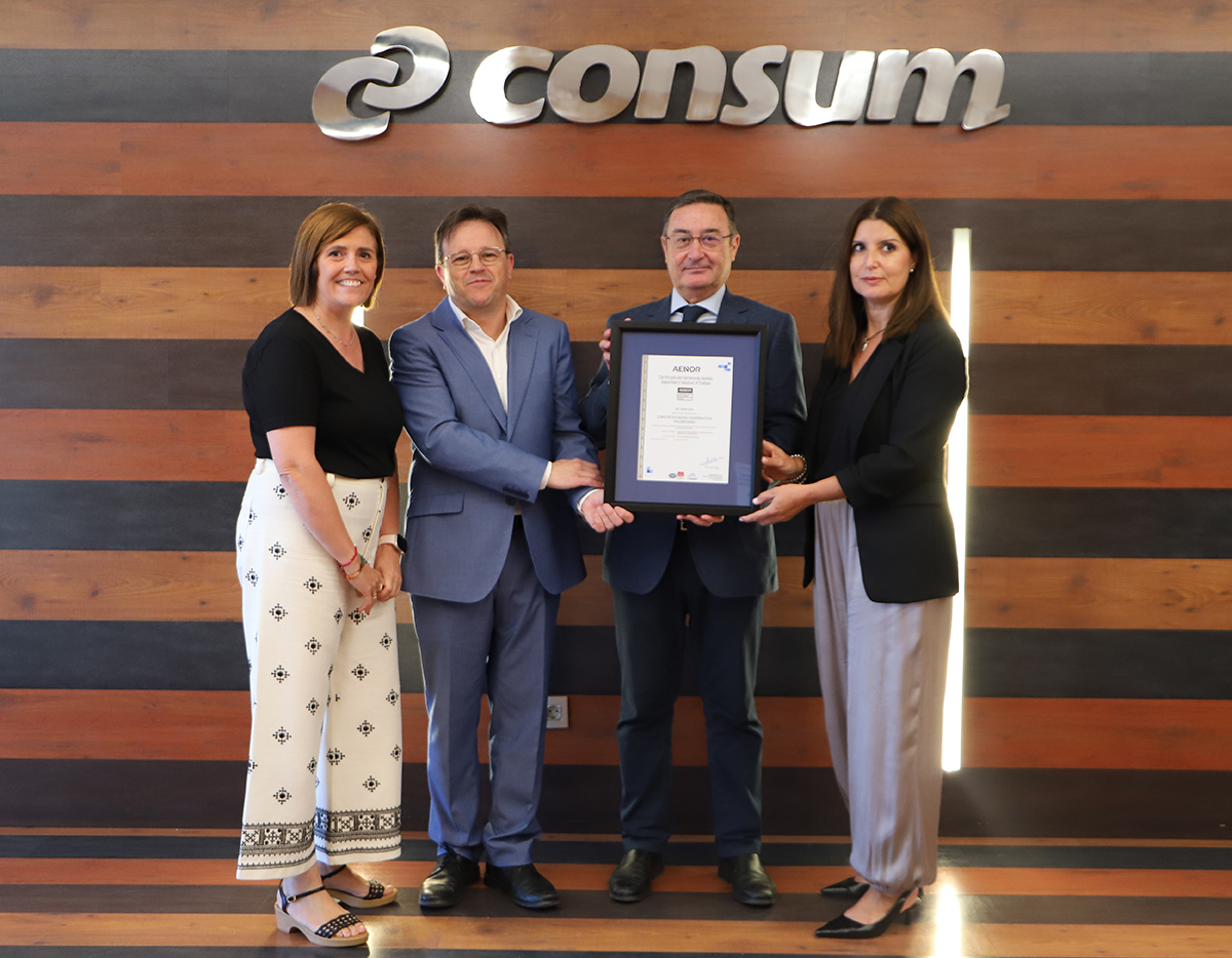 Consum certifica su sistema de salud y prevención laboral con la ISO 45001 de AENOR