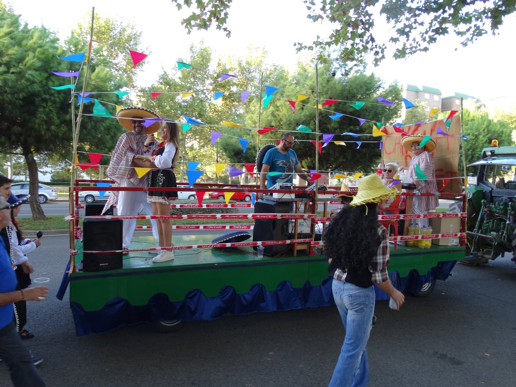 Imagen de archivo de la cabalgata de las fiestas de Campanar