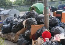 Paterna identifica una empresa per abocar restes d’obra a la via pública, que s’enfronta a una multa de 3.000 euros Basura acumulada a Paterna