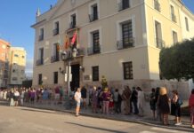 El viatge a Màlaga per a persones majors de Paterna registra una resposta multitudinària i esgota les seues 800 places el primer dia de l’oferta Coles a l'Ajuntament de Paterna