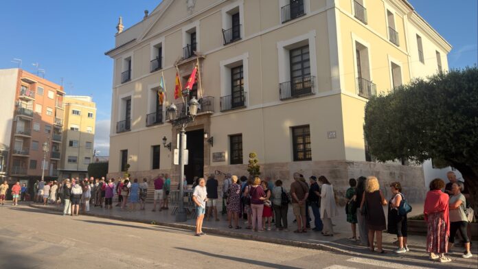 7televalencia coles ajuntament paterna Coles a l'Ajuntament de Paterna