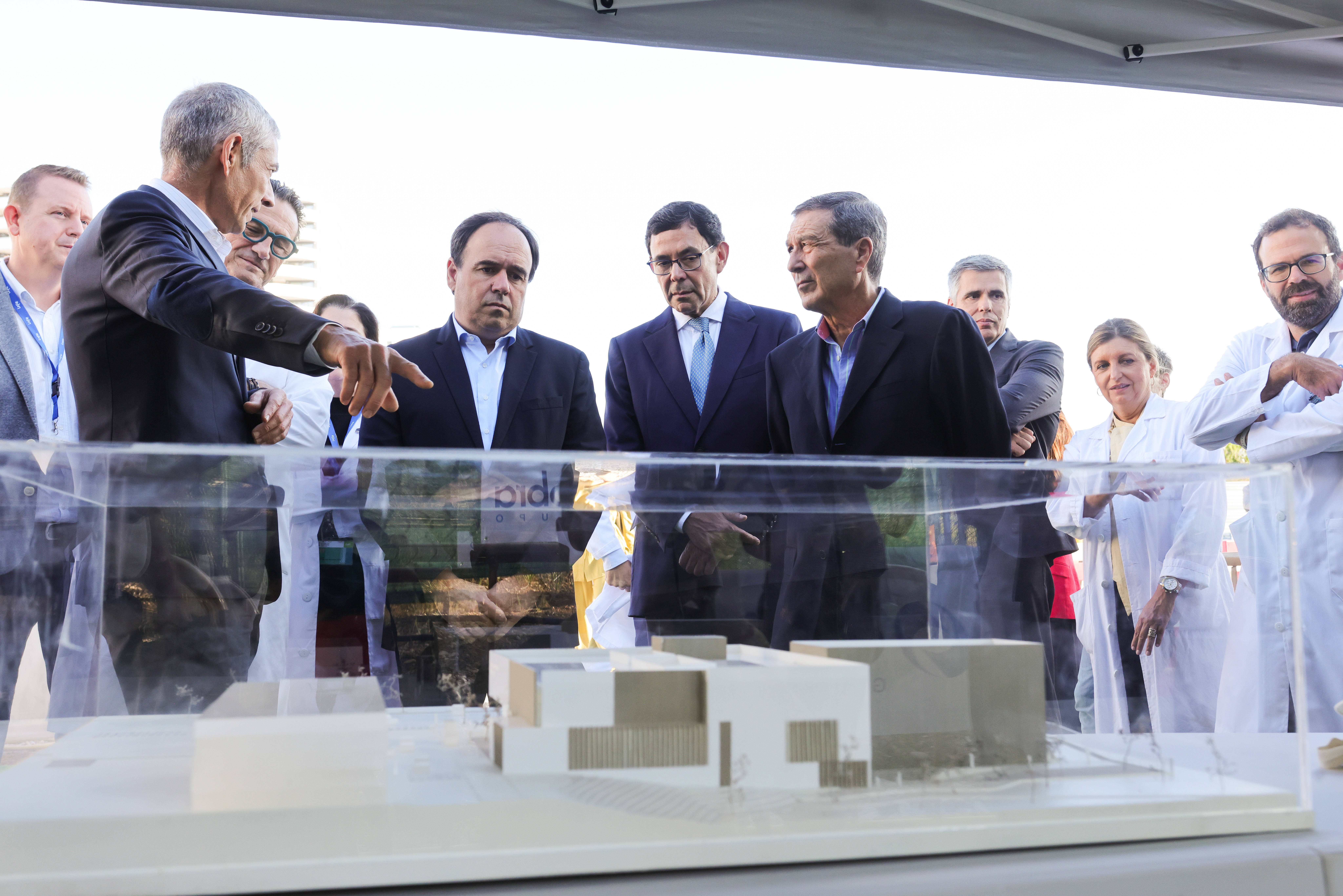 La Fe se convertirá en la ‘ciudad del cáncer’ de Valencia con la protonterapia de Amancio Ortega