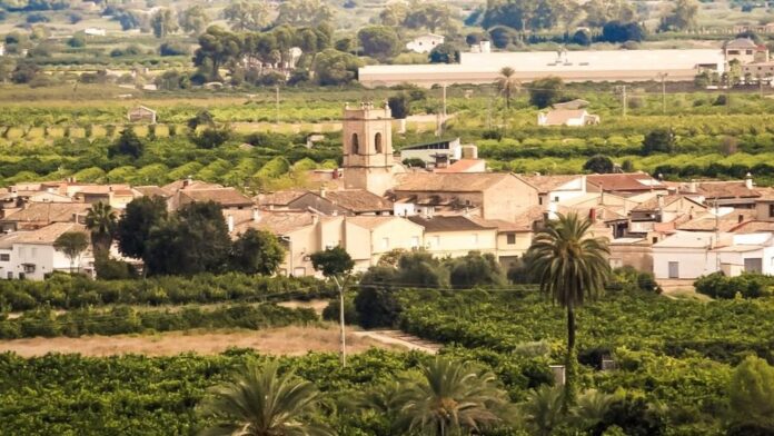 7televalencia la granja de la costera La Granja de la Costera. Campanas. Turisme la Costera