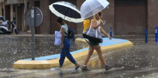 Alerta naranja en Valencia por tormentas y granizo Giro brusco en el tiempo esta semana / MORELL (EFE). alerta