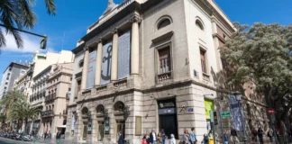 Todas las deficiencias que obligan a cerrar el Teatro Principal Teatro Principal de València