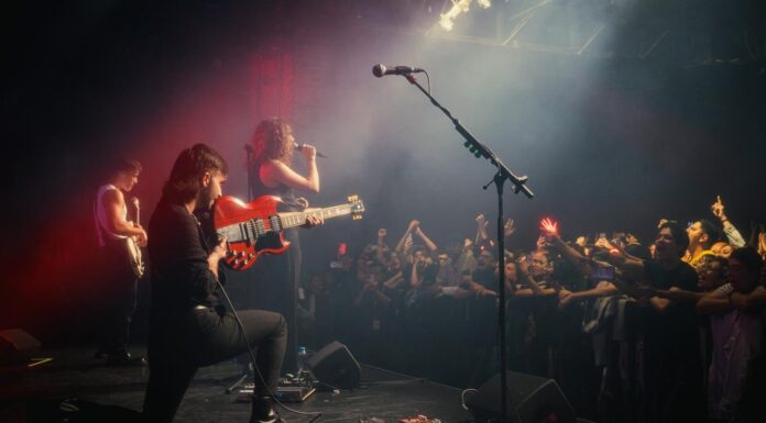 Arde Bogotá vuelve a València con un concierto exclusivo en formato sala en Palau Alameda Arde Bogotá en concierto / X Arde Bogotá
