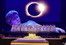 Vuelve a ver la gala de elección de las Cortes de Honor y Falleras Mayores de Valencia 2027 Foto: Armando Romero