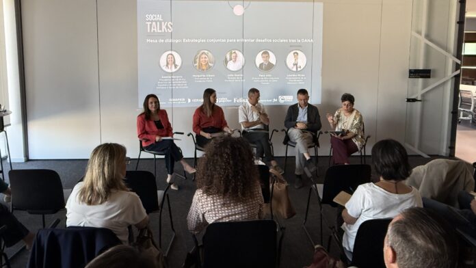 7televalencia-social-talks Veolia y el CE/R+S abordan las oportunidades educativas para la inserción sociolaboral en un encuentro de personas expertas en Benidorm