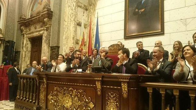 El alcalde Ribó durante la primera llamada de su mandato