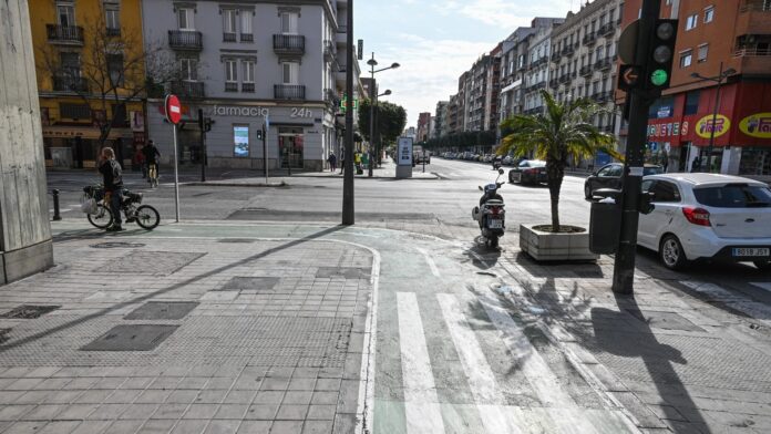 1027 Avinguda del Port